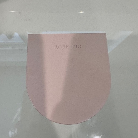 Rose Inc Cream Highlighter Illuminator Creme ‘Opalescent’ - Picture 2 of 4